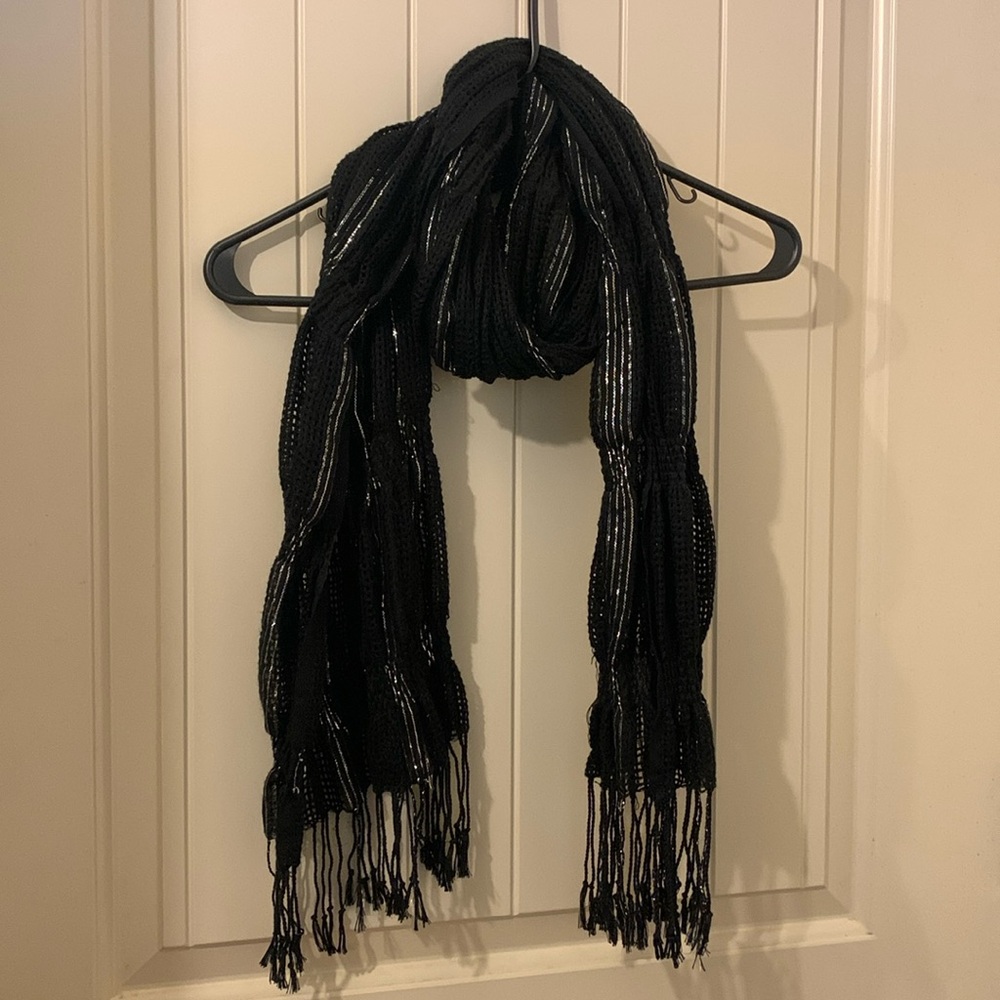 Black & Silver Fish Net Scarf